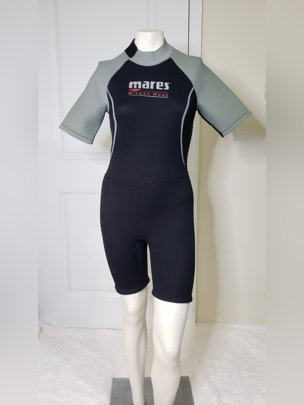 Mares Direct Heat Shorty Wetsuit Womens Size 11/12 Black Gray
